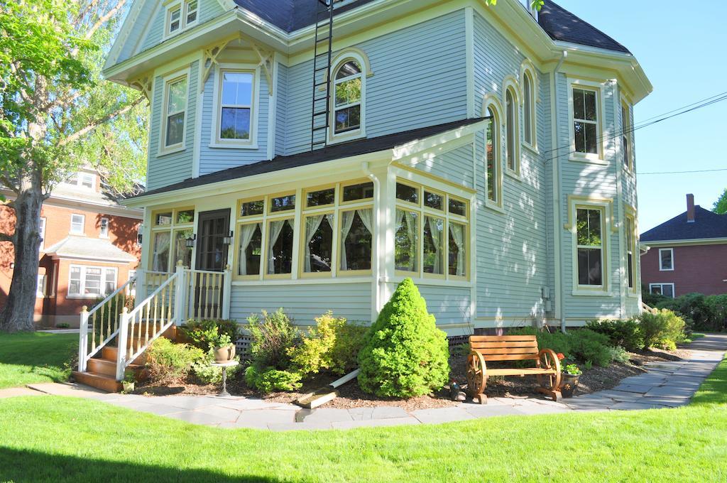 Summerside Inn Bed And Breakfast Bagian luar foto
