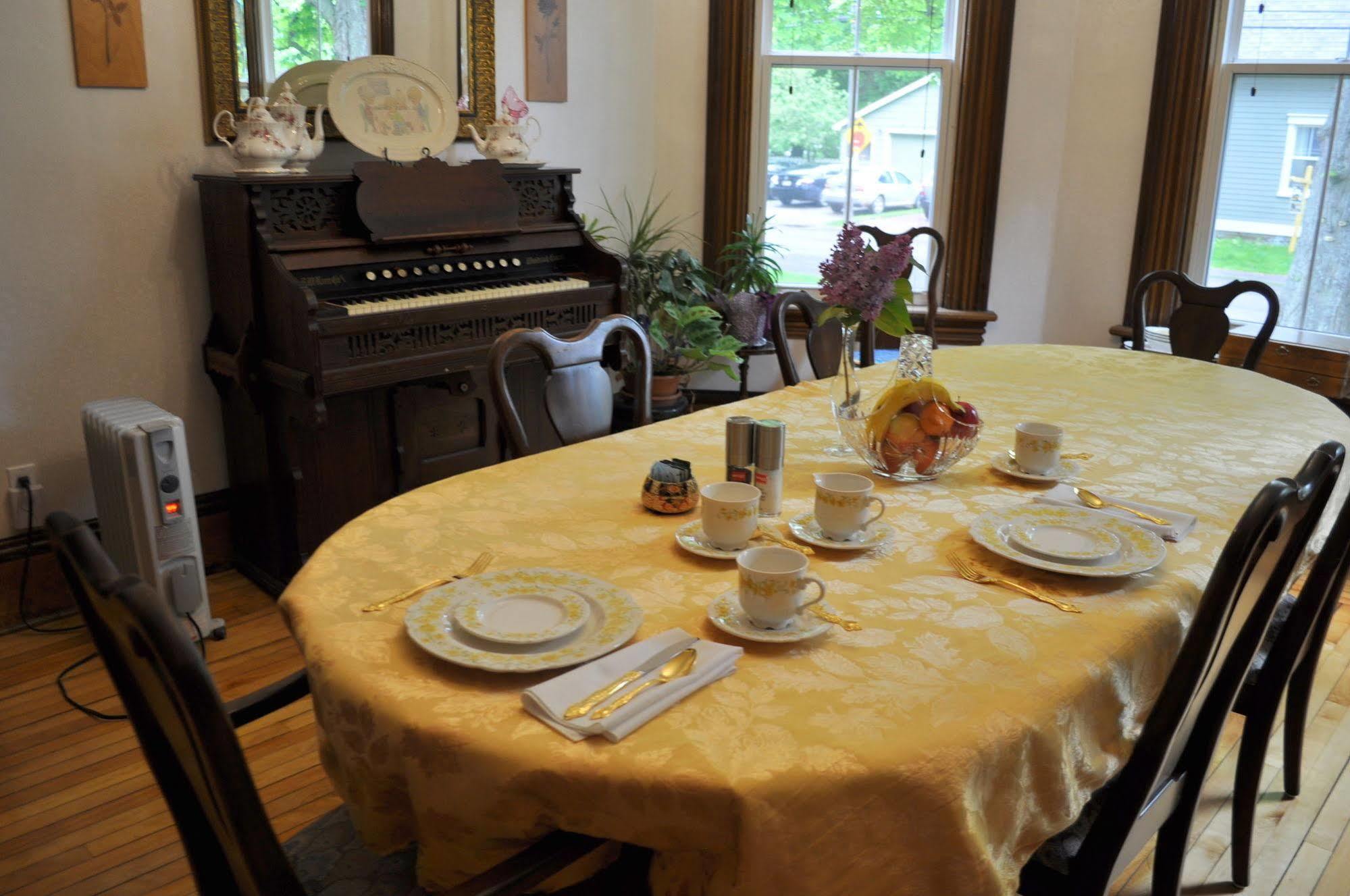 Summerside Inn Bed And Breakfast Bagian luar foto