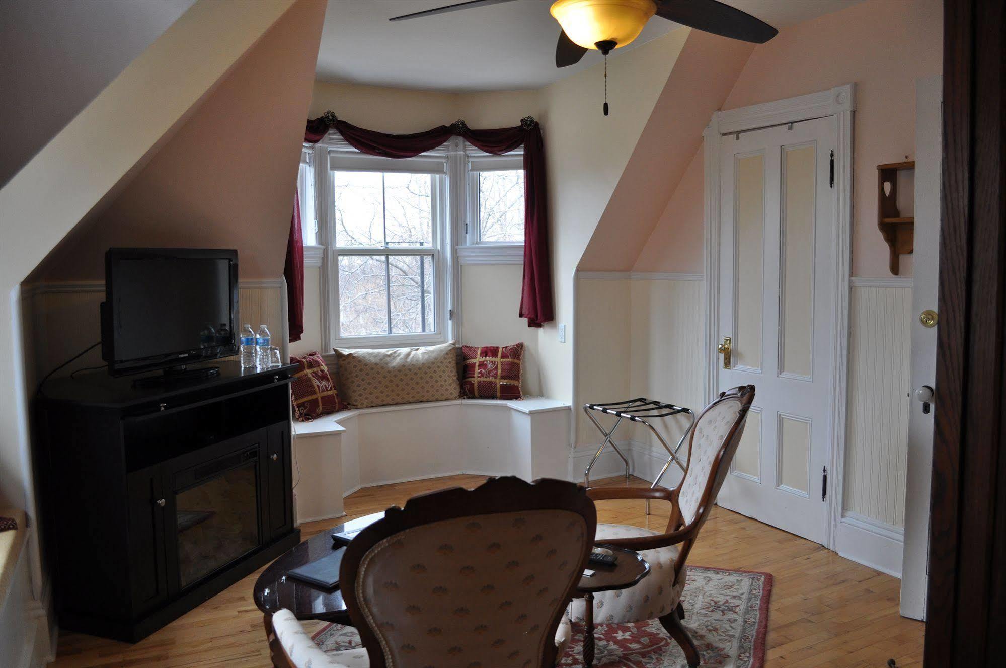 Summerside Inn Bed And Breakfast Bagian luar foto
