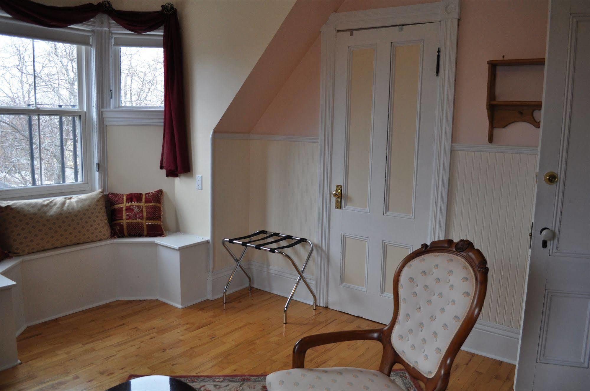 Summerside Inn Bed And Breakfast Bagian luar foto