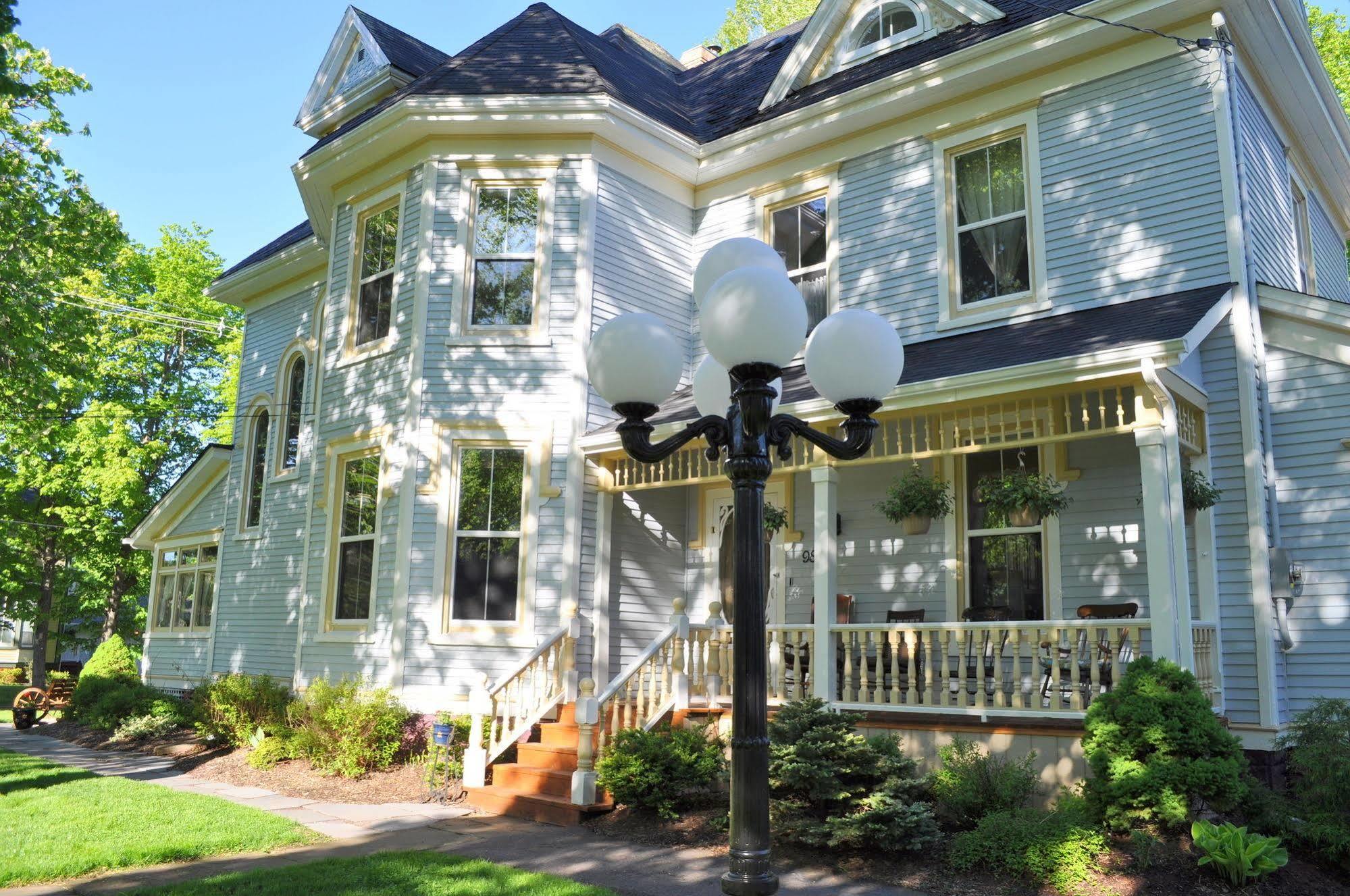Summerside Inn Bed And Breakfast Bagian luar foto